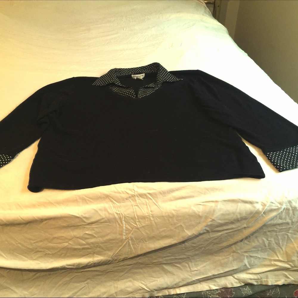 Black long sleeve sweater top